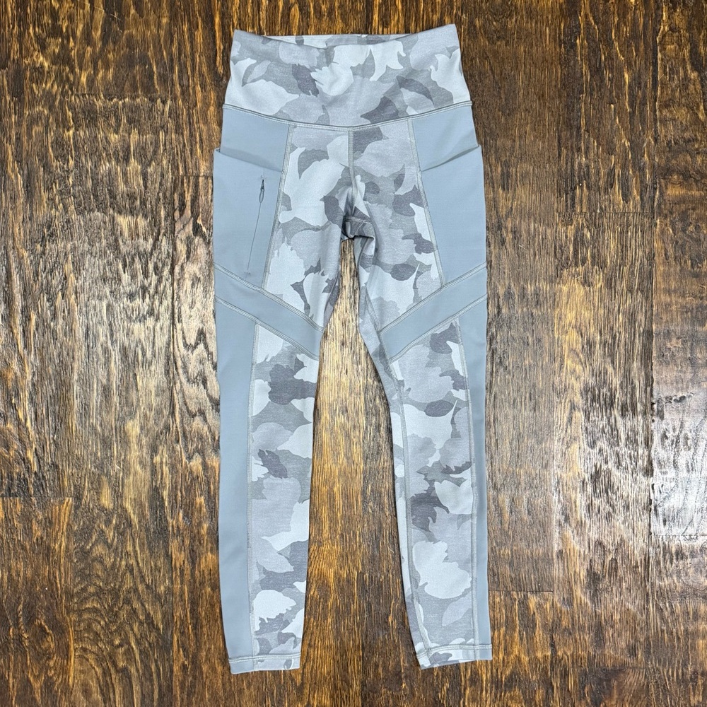 Athleta women’s leggings - size XXS - great condition!